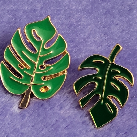 Green Leaves Enamel Pins - Picture 11 of 12